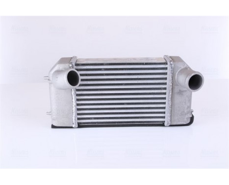 Intercooler, charger 96489 Nissens