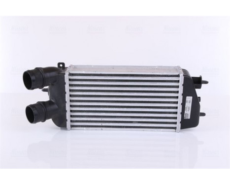 Intercooler, charger 96495 Nissens