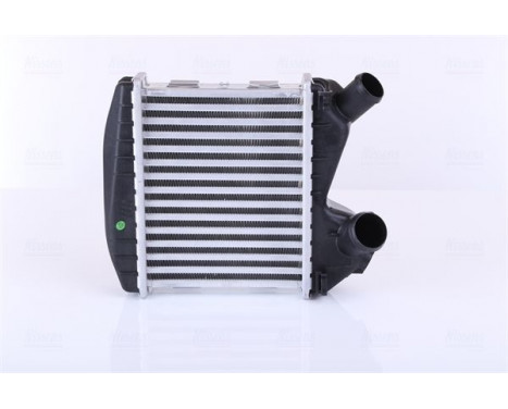 Intercooler, charger 96499 Nissens