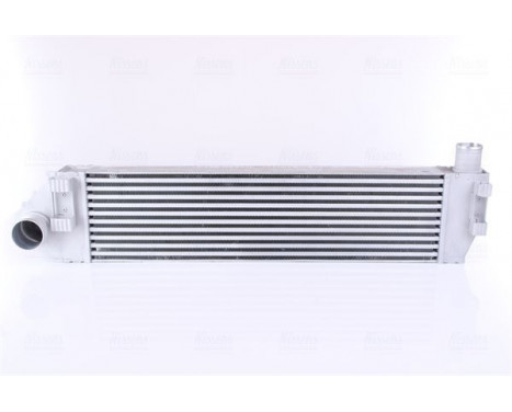 Intercooler, charger 96522 Nissens