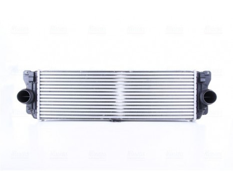 Intercooler, charger 96526 Nissens