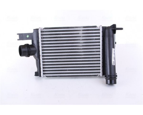Intercooler, charger 96529 Nissens