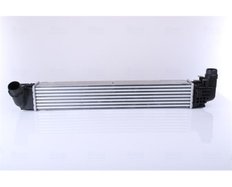 Intercooler, charger 96533 Nissens