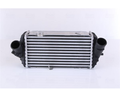 Intercooler, charger 96539 Nissens