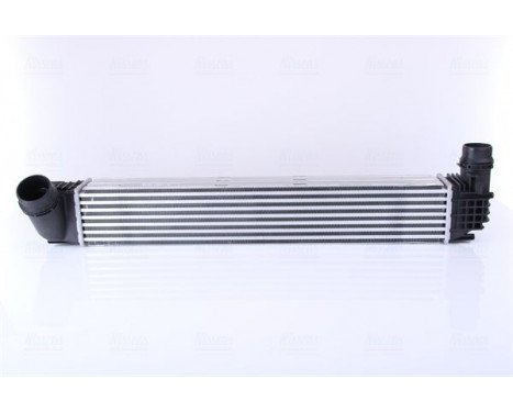 Intercooler, charger 96546 Nissens