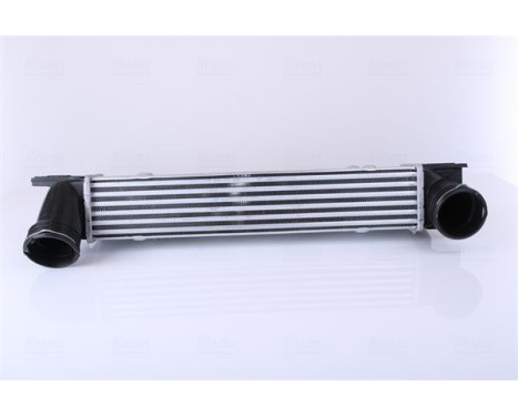 Intercooler, charger 96551 Nissens