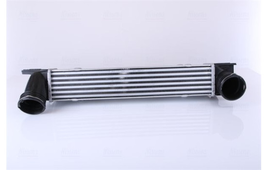 Intercooler, charger 96551 Nissens