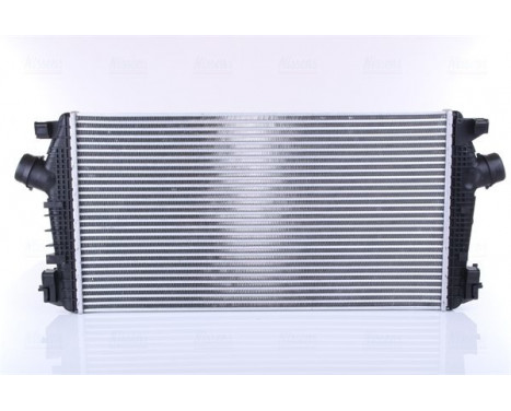 Intercooler, charger 96557 Nissens