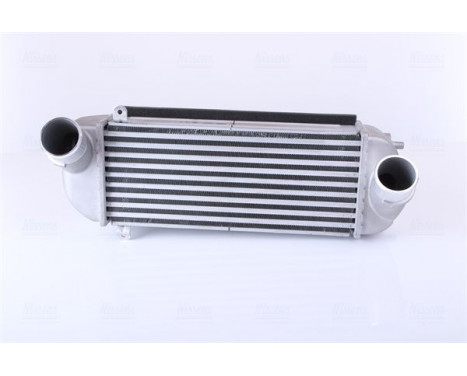 Intercooler, charger 96559 Nissens