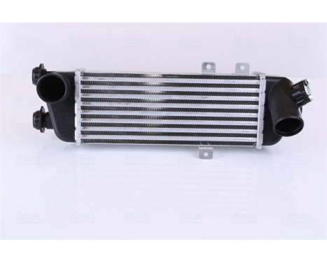 Intercooler, charger 96562 Nissens