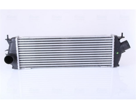 Intercooler, charger 96583 Nissens