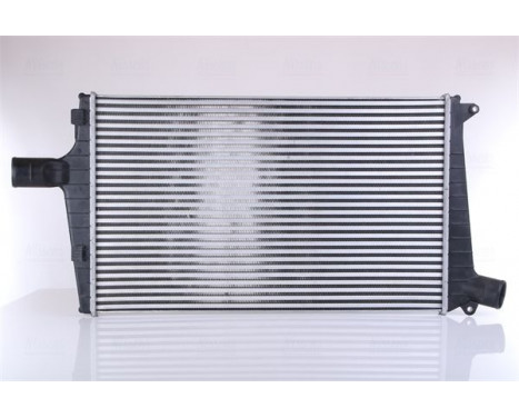 Intercooler, charger 96635 Nissens