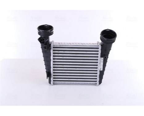 Intercooler, charger 96731 Nissens