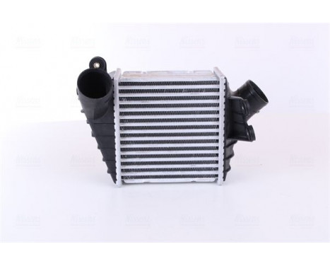 Intercooler, charger 96759 Nissens