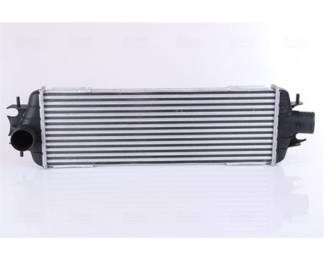 Intercooler, charger 96775 Nissens