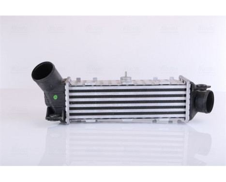 Intercooler, charger 96796 Nissens