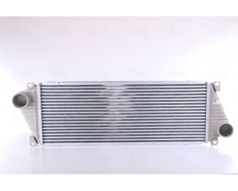 Intercooler, charger 96842 Nissens