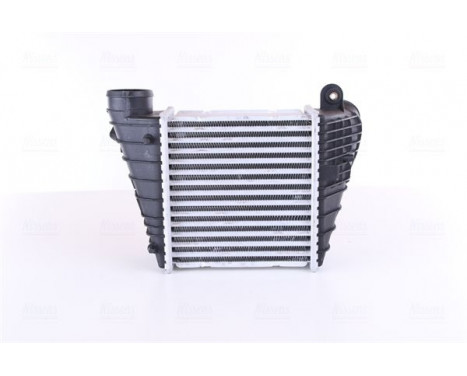 Intercooler, charger 96847 Nissens