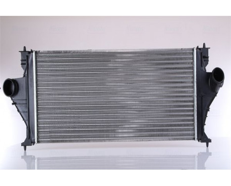 Intercooler, charger 96853 Nissens