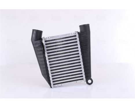 Intercooler, charger 96864 Nissens