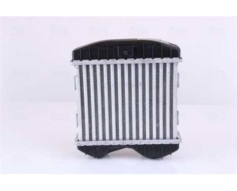 Intercooler, charger 96893 Nissens