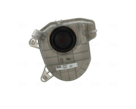 Expansion tank, coolant