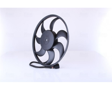 Fan, radiator 85805 Nissens