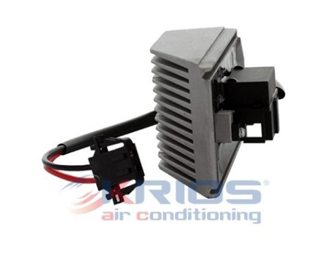 Regulator, passenger compartment fan