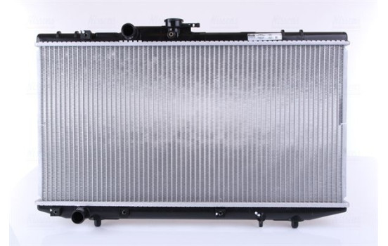 Radiator 64843 Nissens