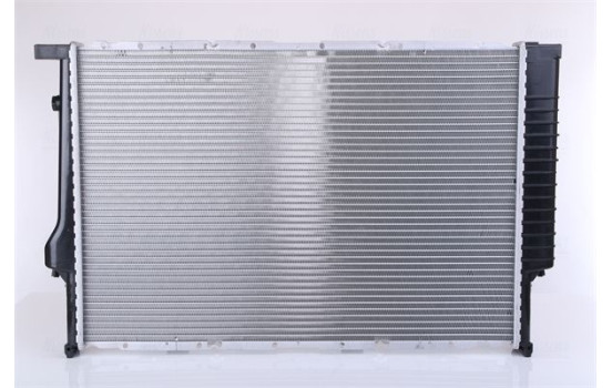 Radiator, engine cooling 60622A Nissens, Image 3