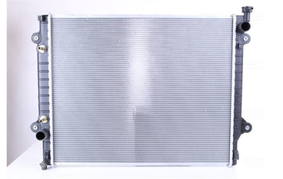 Radiator, engine cooling 606746 Nissens, Image 2