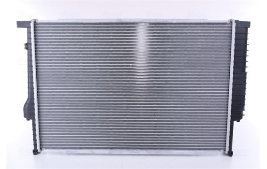 Radiator, engine cooling 60747A Nissens, Image 3