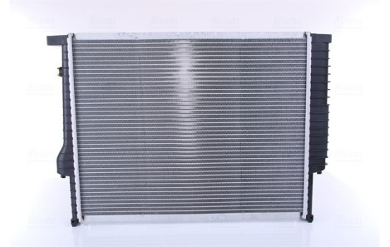 Radiator, engine cooling 60759A Nissens, Image 4