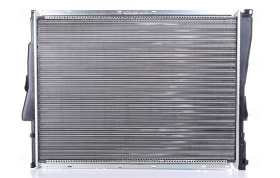 Radiator, engine cooling 60782 Nissens, Image 4