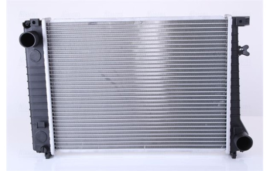 Radiator, engine cooling 60797A Nissens, Image 2