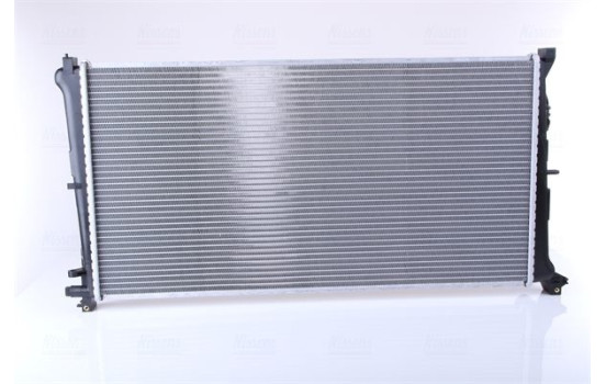 Radiator, engine cooling 61018A Nissens, Image 4
