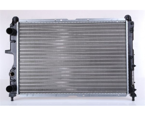 Radiator, engine cooling 61869 Nissens, Image 3