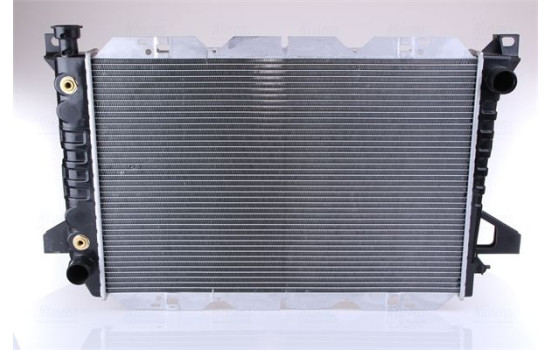 Radiator, engine cooling 620981 Nissens, Image 3