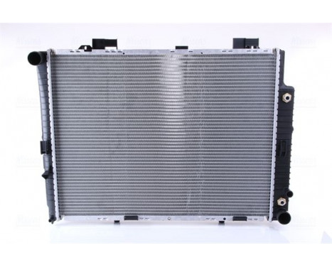 Radiator, engine cooling 62608A Nissens, Image 3