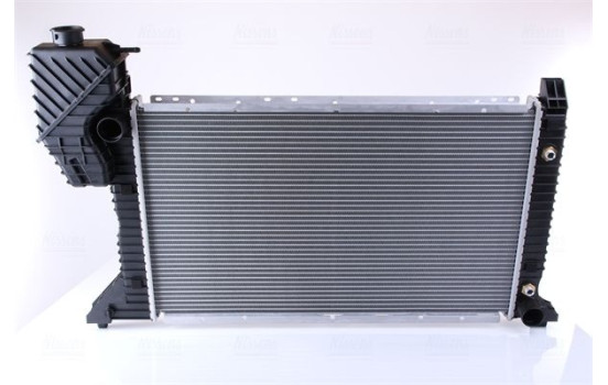 Radiator, engine cooling 62686A Nissens, Image 3