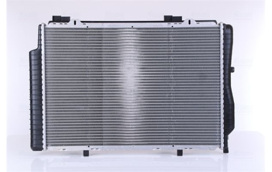 Radiator, engine cooling 62739A Nissens, Image 4