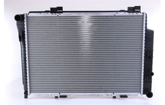 Radiator, engine cooling 62752A Nissens, Image 3