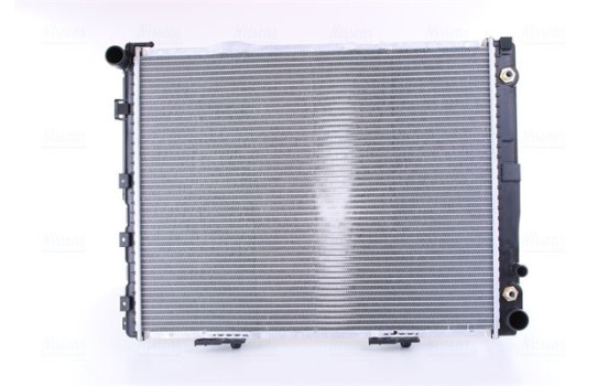 Radiator, engine cooling 62762A Nissens, Image 3