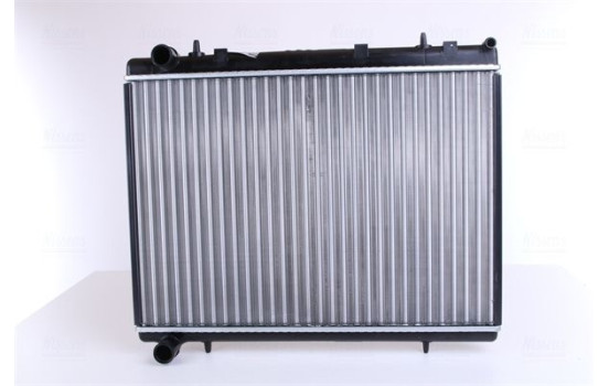 Radiator, engine cooling 63601 Nissens, Image 3