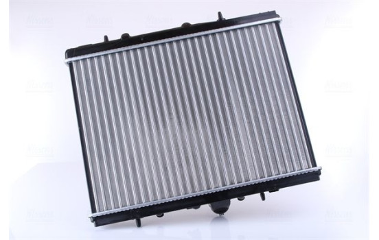 Radiator, engine cooling 63705A Nissens, Image 3