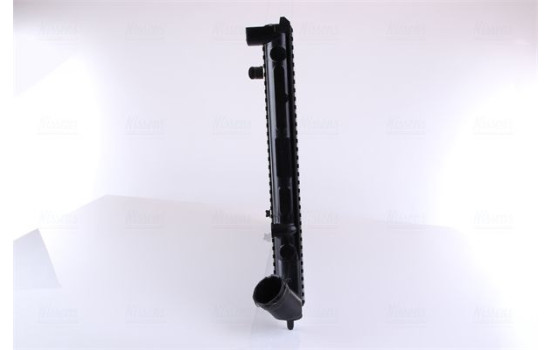 Radiator, engine cooling 63733 Nissens, Image 5