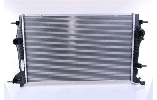 Radiator, engine cooling 637622 Nissens, Image 2