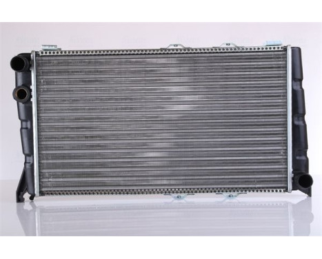 Radiator, engine cooling 64010 Nissens