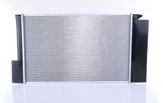 Radiator, engine cooling 64692 Nissens, Image 4