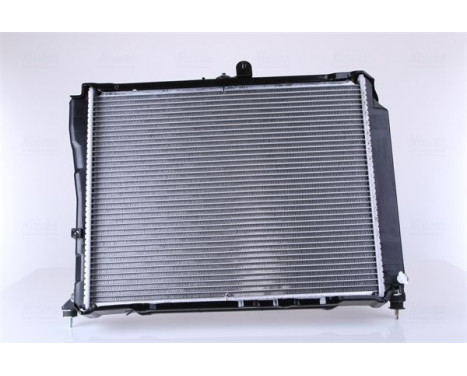 Radiator, engine cooling 64737 Nissens, Image 4